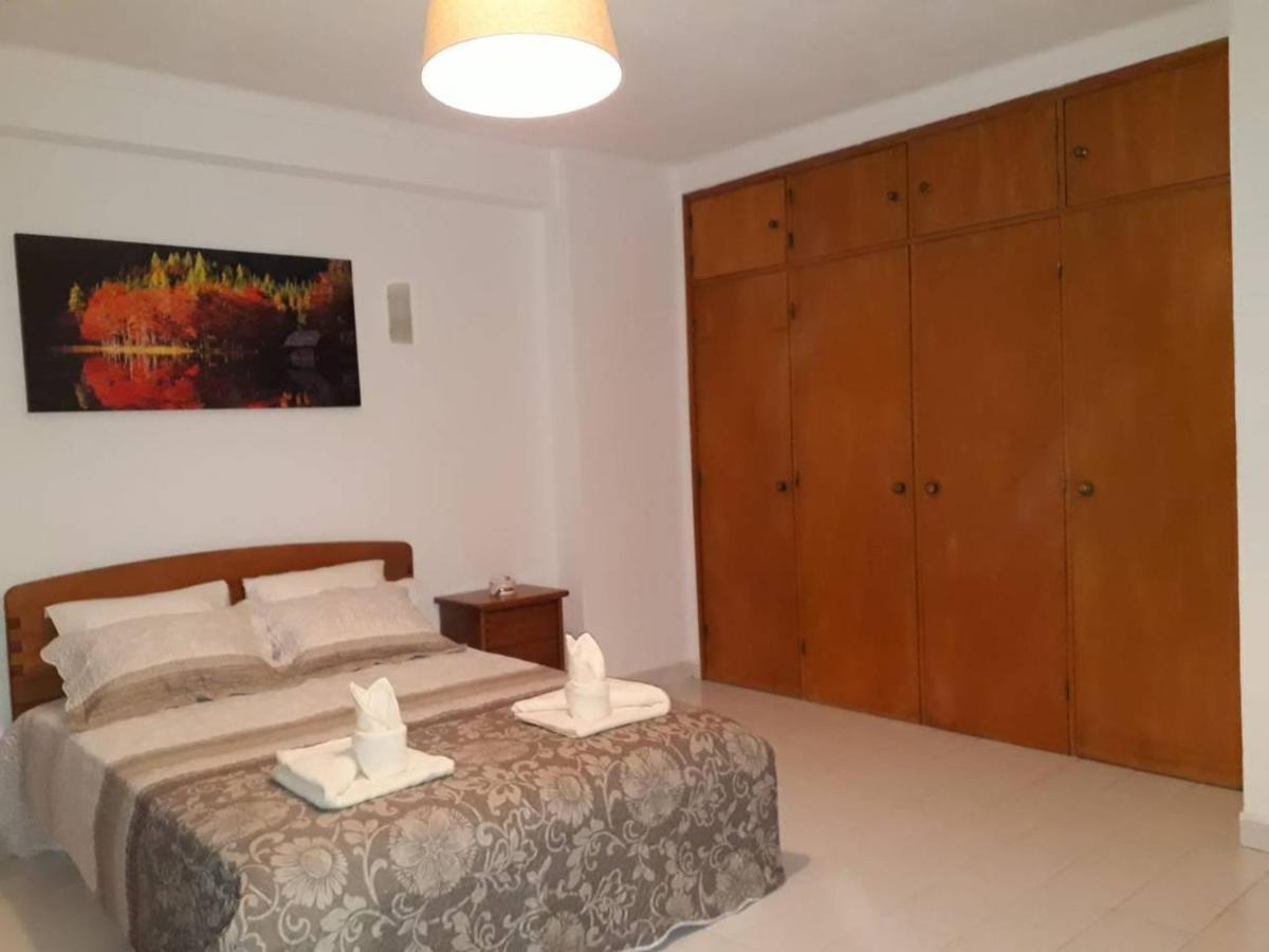 Apartamento T1 Com Piscina, Em Montechoro, Albufeira, Algarve Lägenhet Exteriör bild