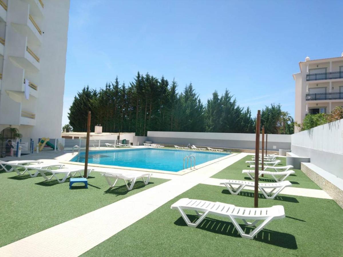 Apartamento T1 Com Piscina, Em Montechoro, Albufeira, Algarve Lägenhet Exteriör bild
